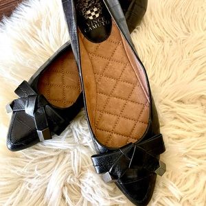Vince Camuto Gracie Black Flats